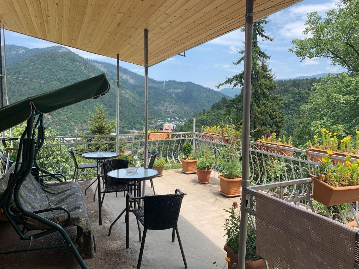Anano'S Guesthouse Borjomi Exterior photo